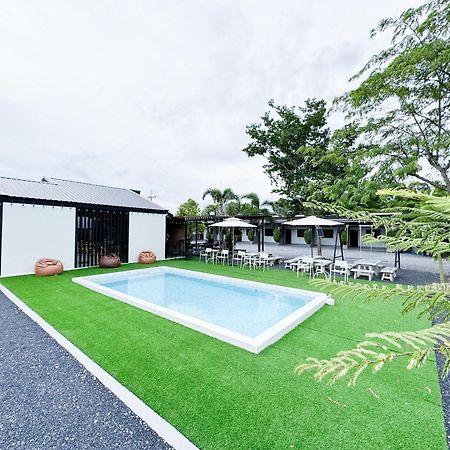 Peeranon Resort Nakhon Nayok Exteriér fotografie